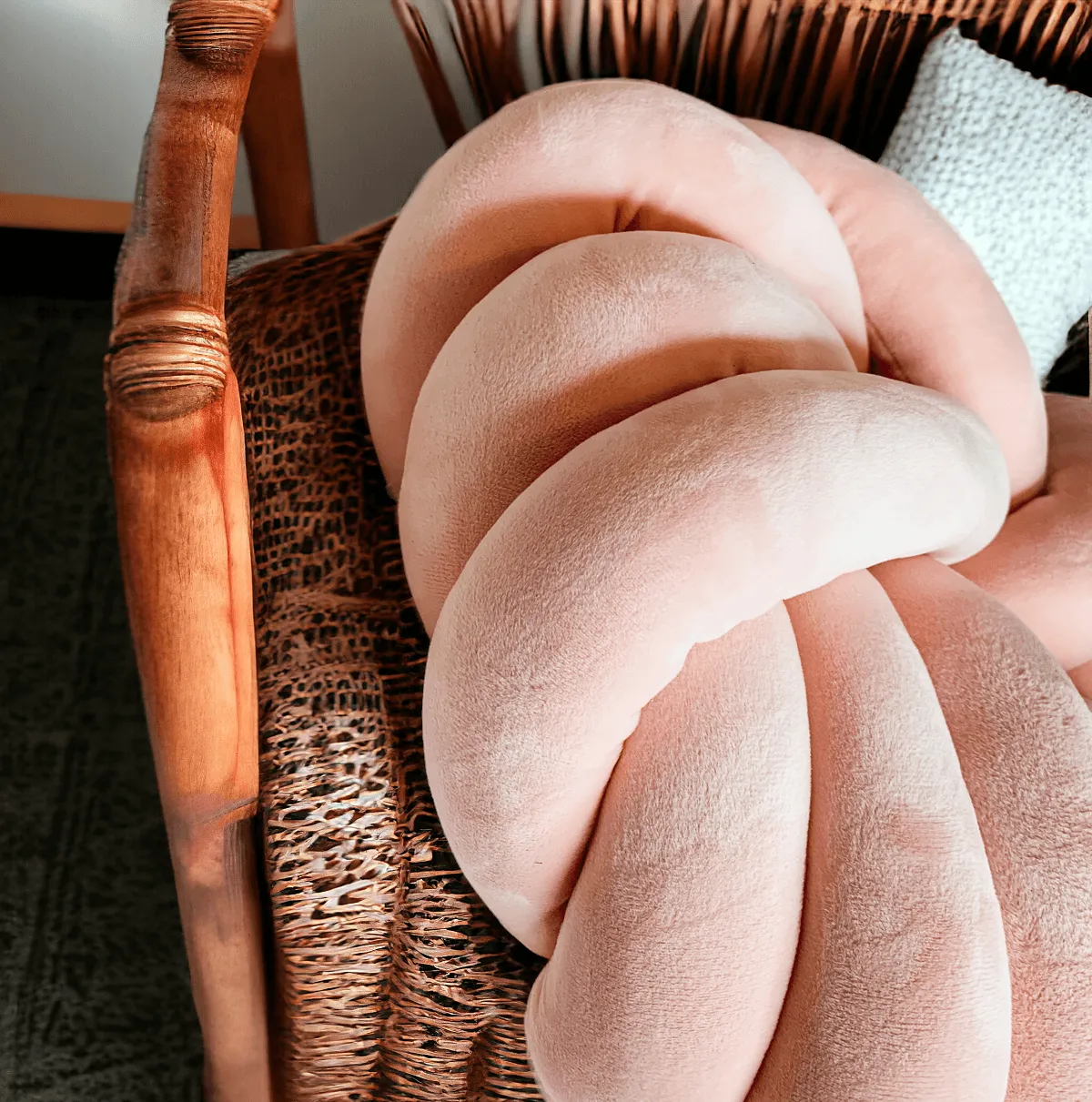 12" Knot Pillows