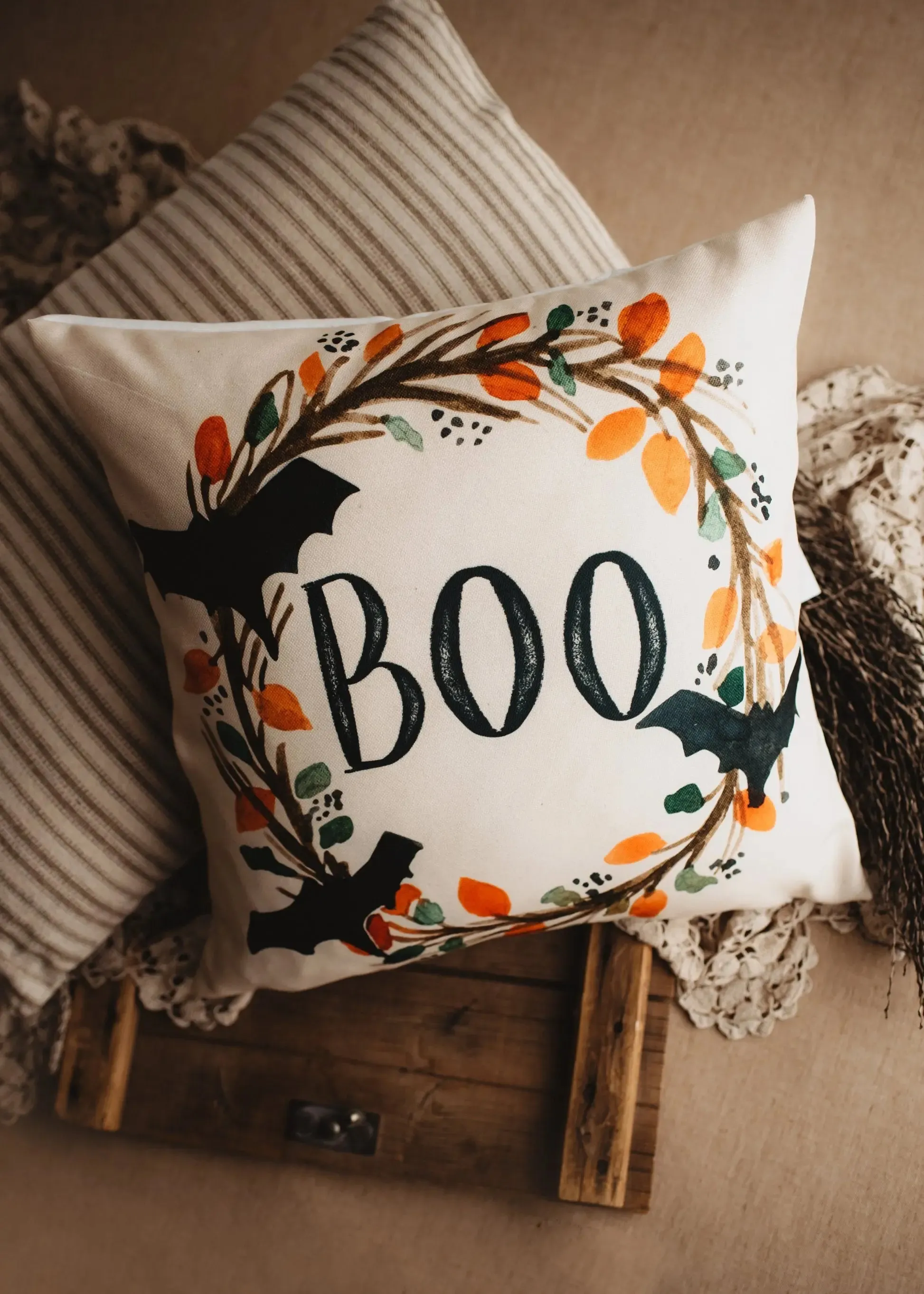 Boo Halloween Wreath Pillow Cover |  Fall decor | Farmhouse Pillows | Country Decor | Fall Throw Pillows | Cute Throw Pillows | Gift for her