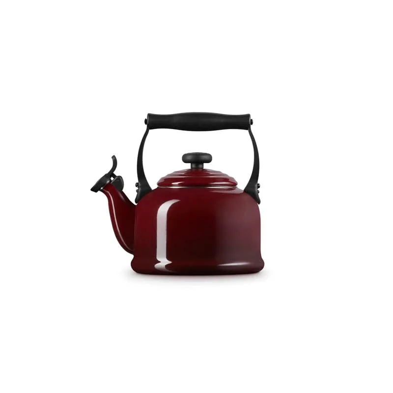 Le Creuset Traditional Kettle with Fixed Whistle 2.1L Garnet