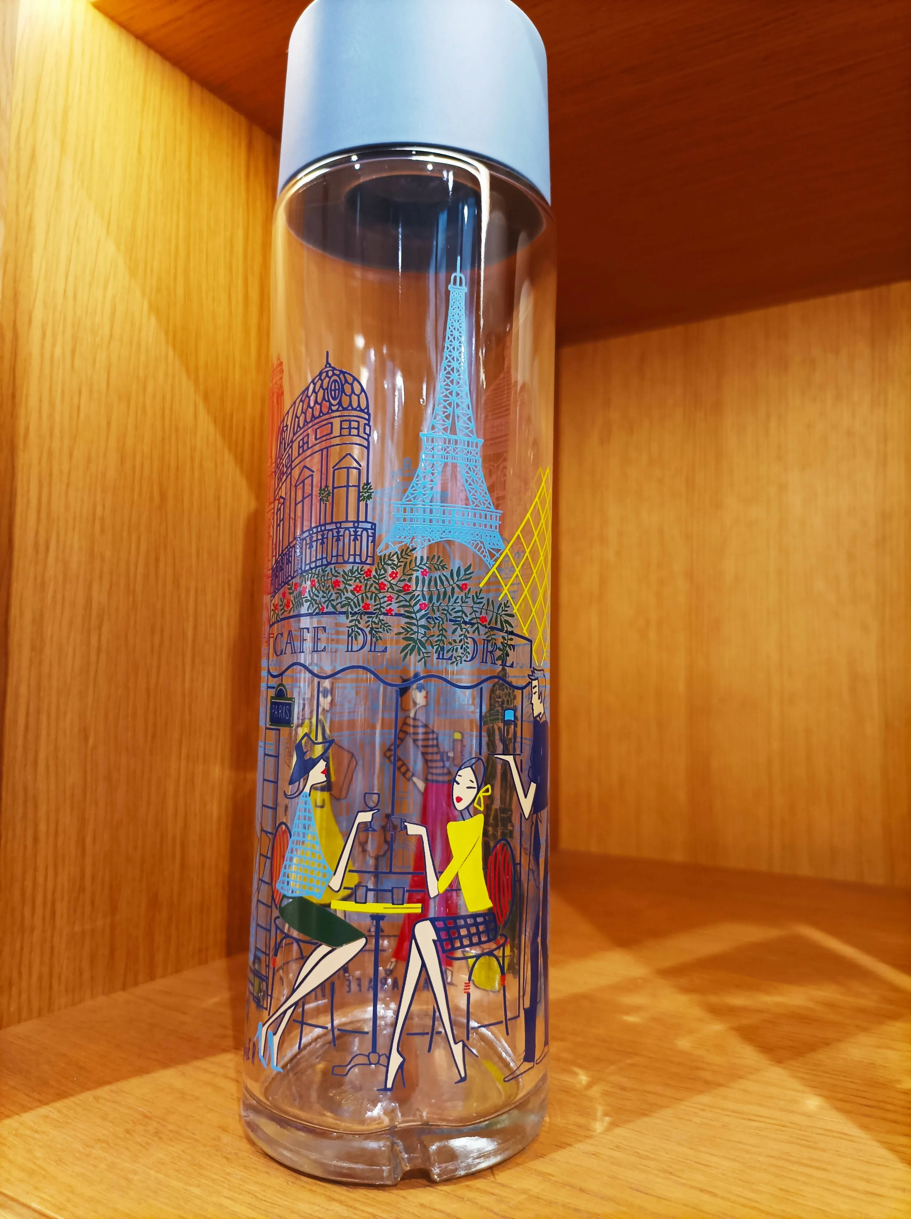 Les Parisiennes - Glass Water Bottle