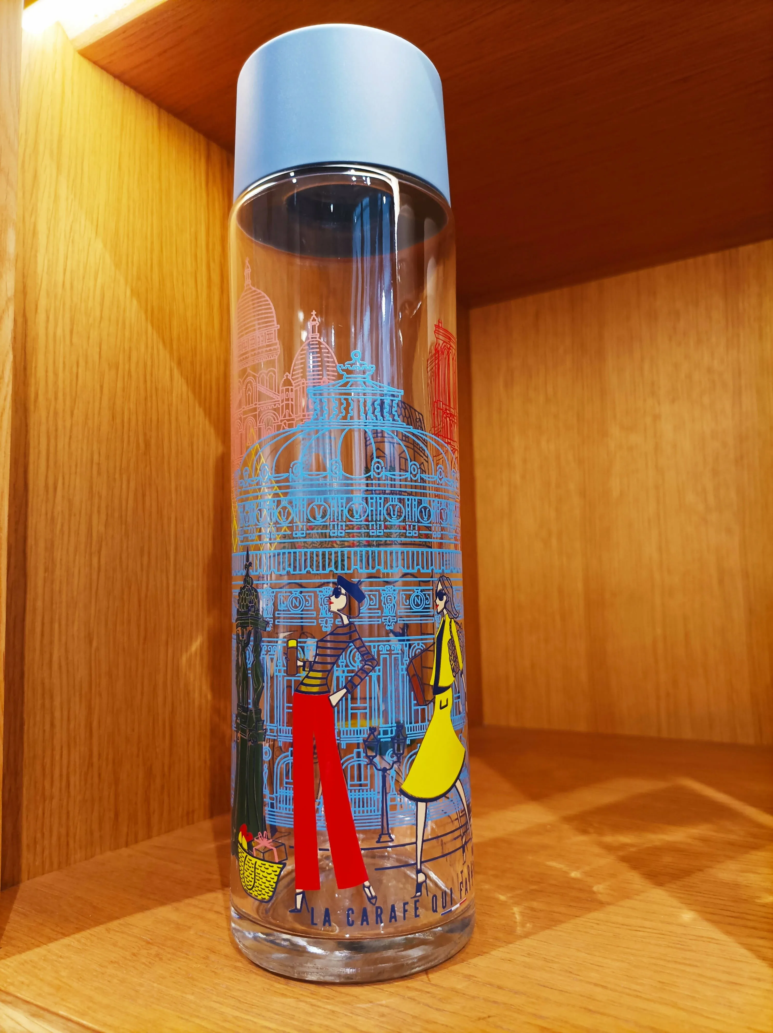 Les Parisiennes - Glass Water Bottle