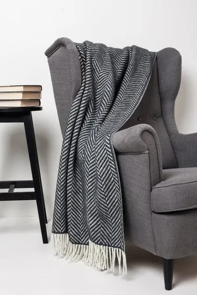 Nordic Herringbone blanket - Dark Grey